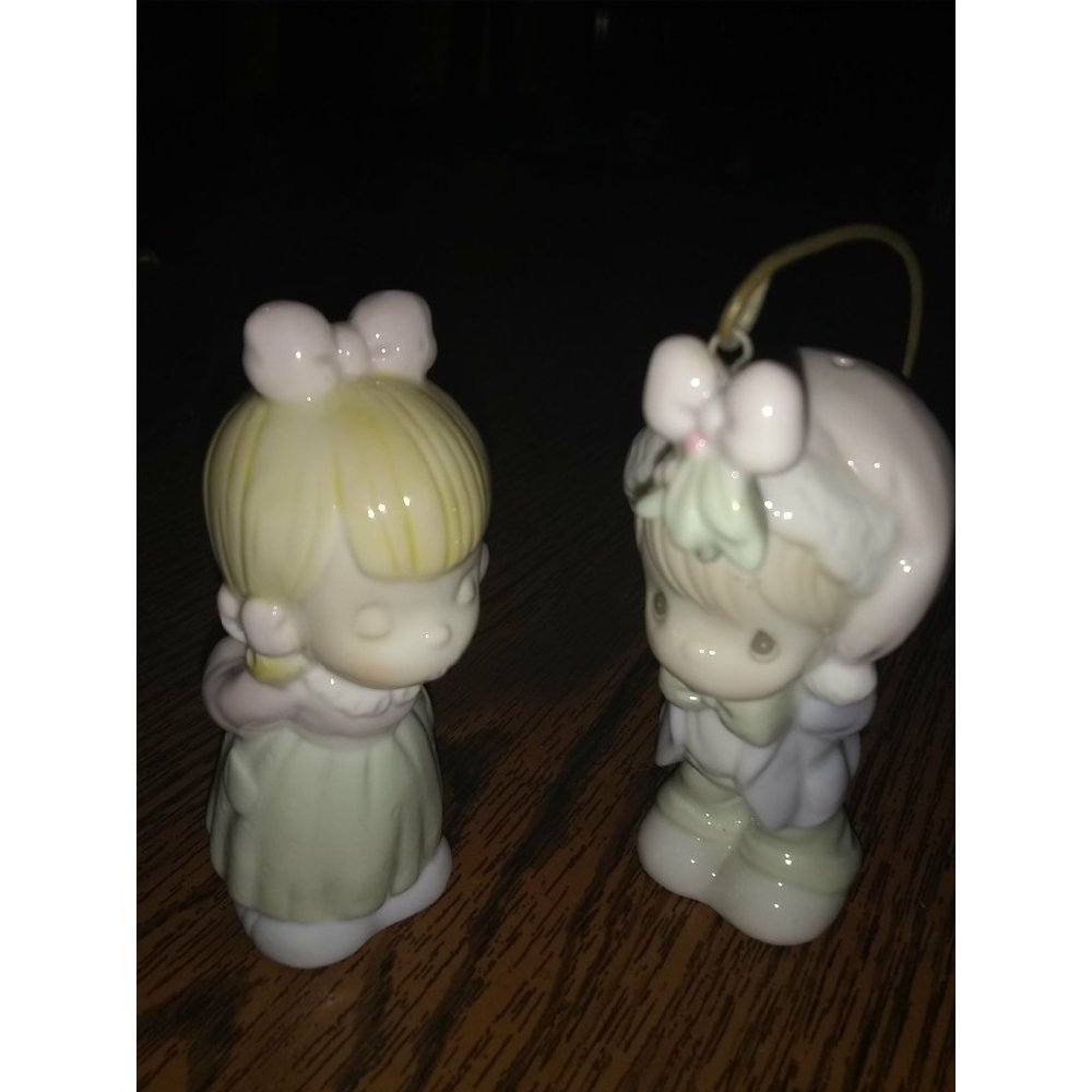 precious moments Salt and Pepper Shakers